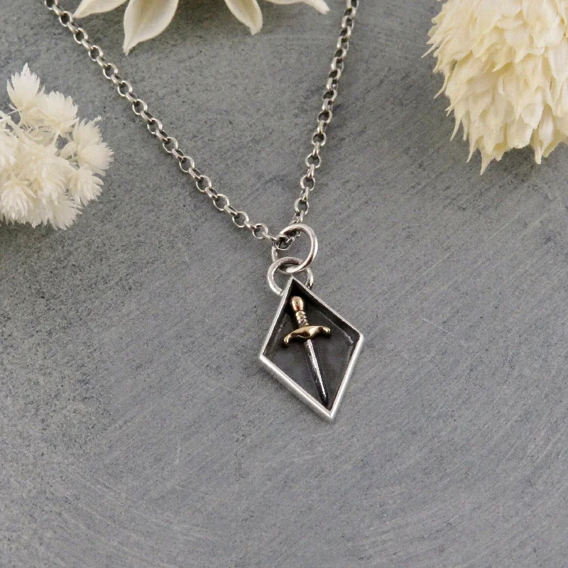 vintage pendant necklaces for women-Diamond Shaped Dagger Necklace