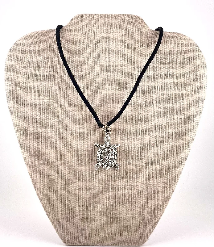 crystal pendant necklaces for women-Silver Turtle Short Necklace