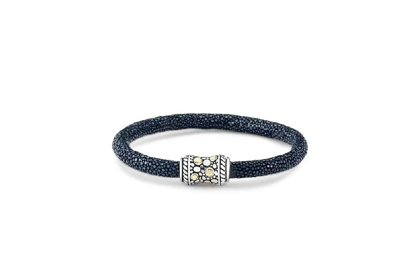 glamorous bangles for women-Doro Ora Bracelet- Sapphire Stingray