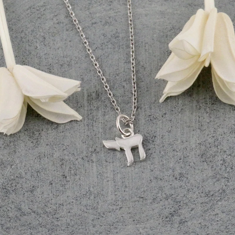 eternity necklaces for women-Dainty Silver Chai Necklace