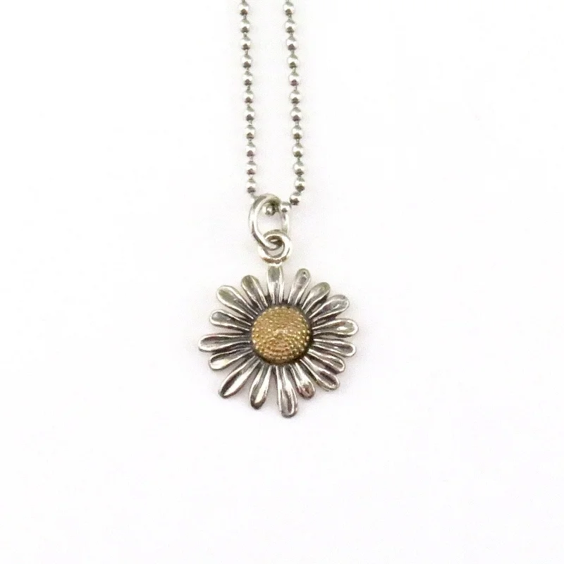 modern necklaces for women-Daisy Necklace - Medium