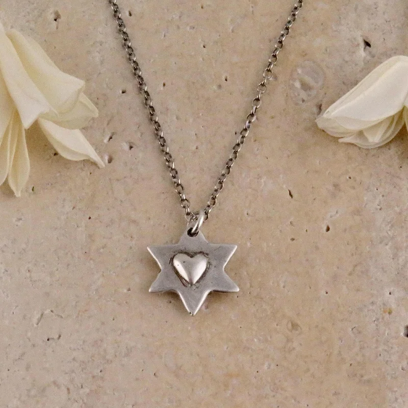 casual necklaces for women-Star of David Love Necklace