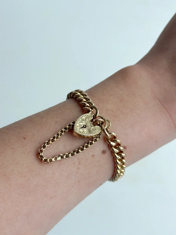 statement bangles for women-Vintage 9ct Yellow Gold Curb Link Bracelet With Detailed Heart Lock