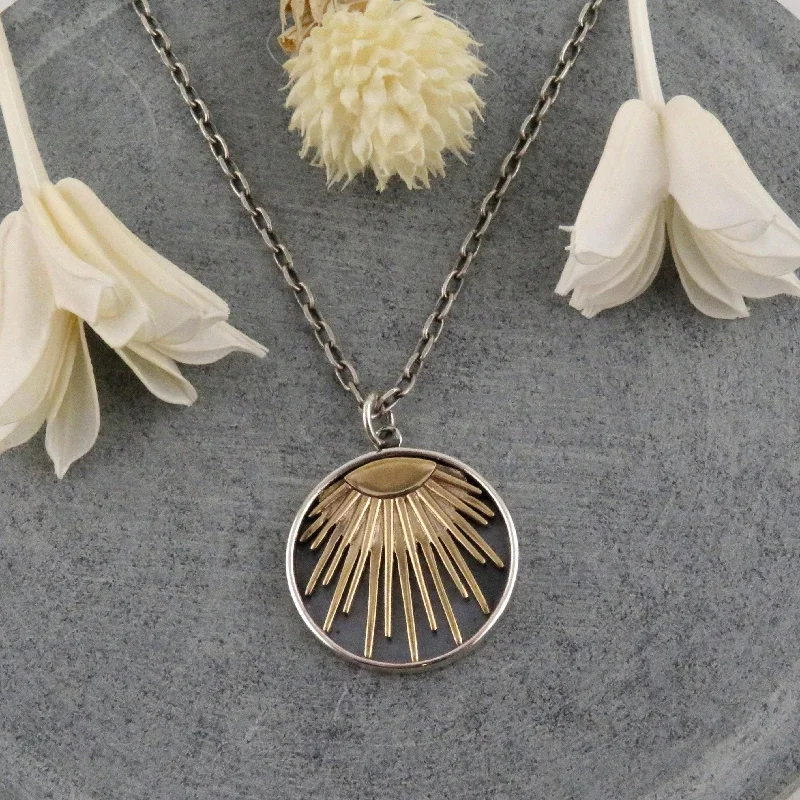 classic necklaces for women-Shining Sun Rays Necklace