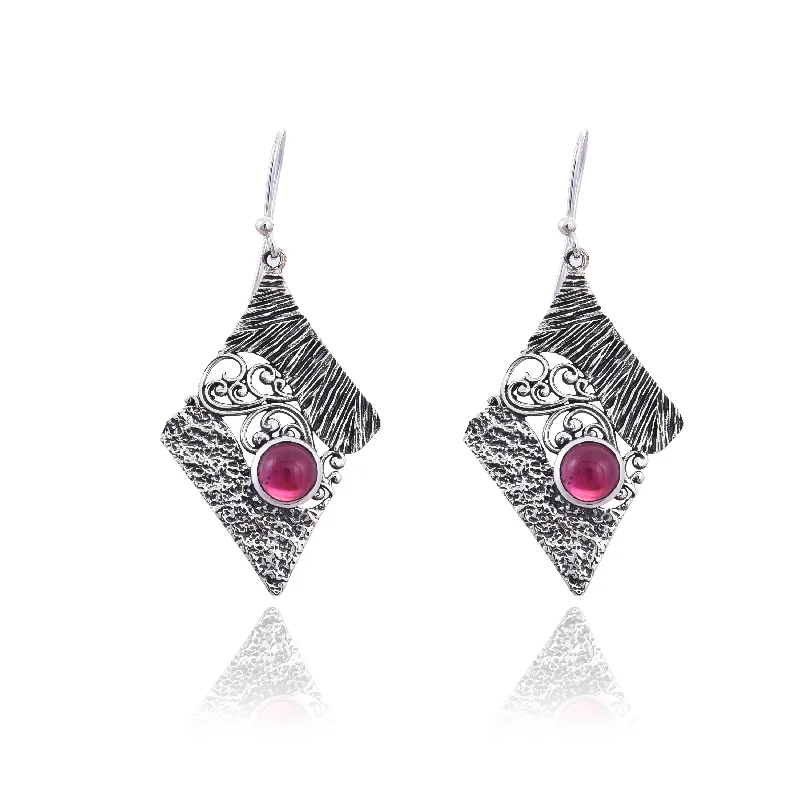 diamond drop earrings for women-Silver Mountain 925 Silver Garnet Earring