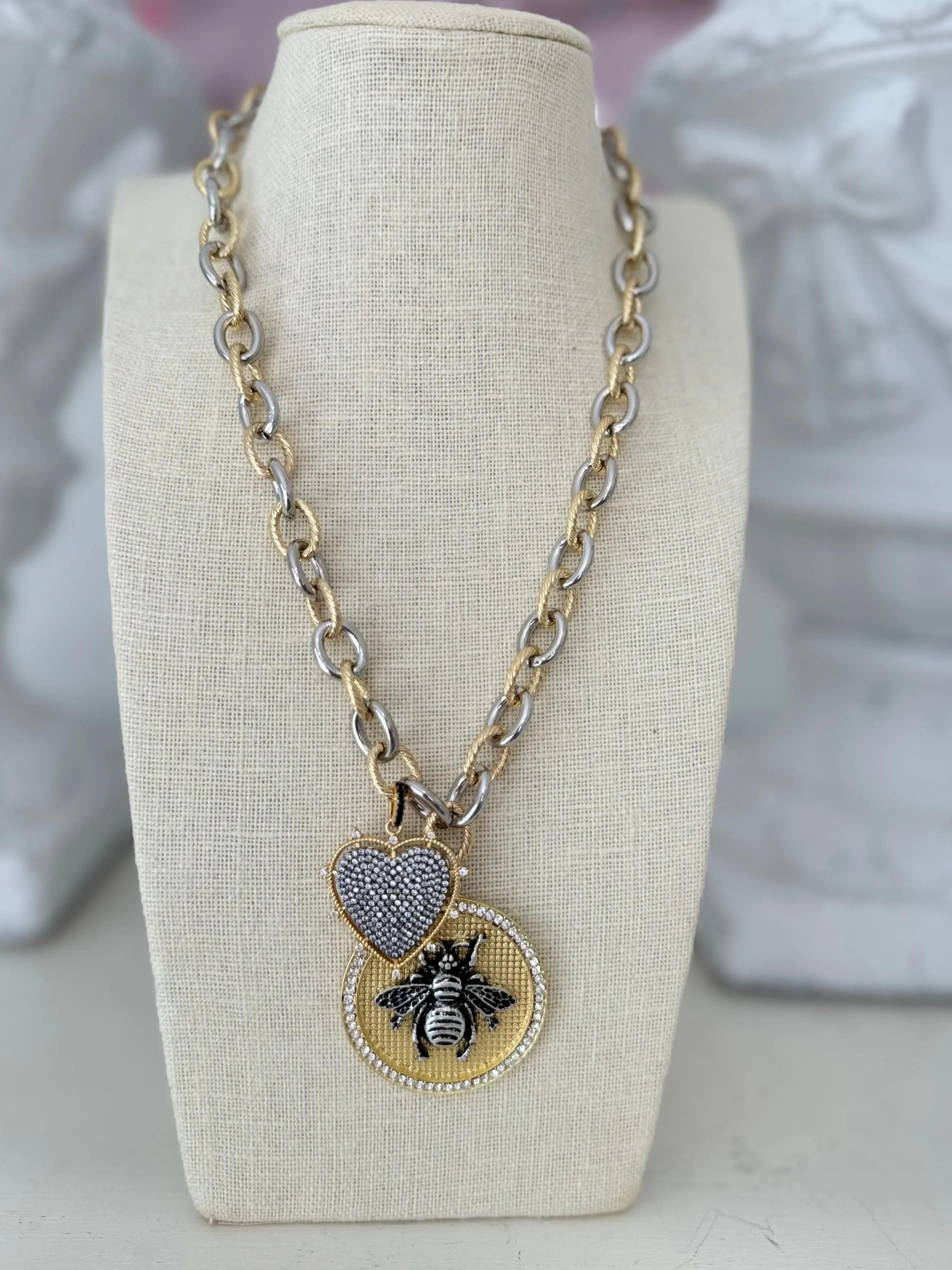 minimalist pendant necklaces for women-I'm The Queen Bee Necklace - Gold