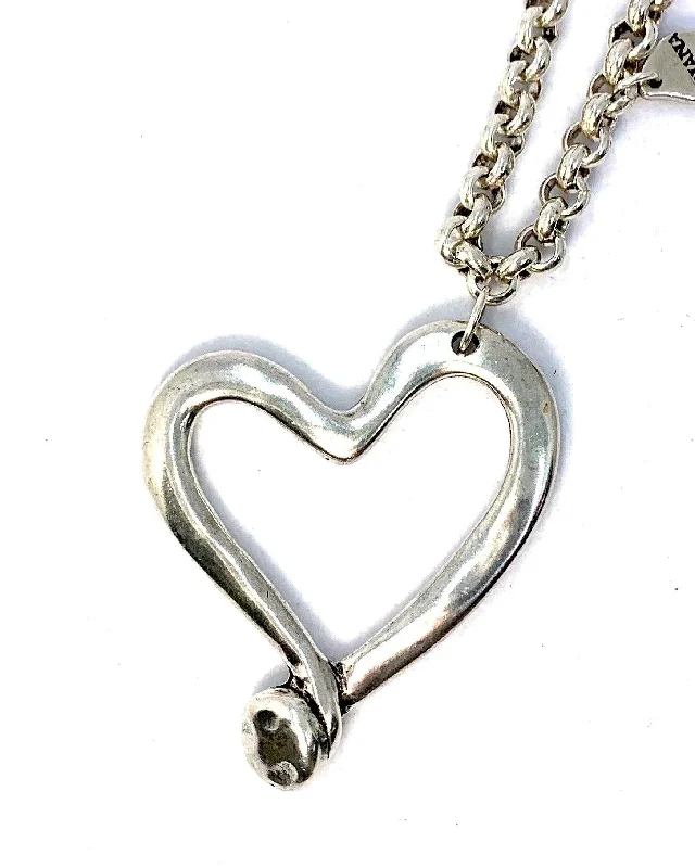 zodiac necklaces for women-Triana Silver Heart Necklace