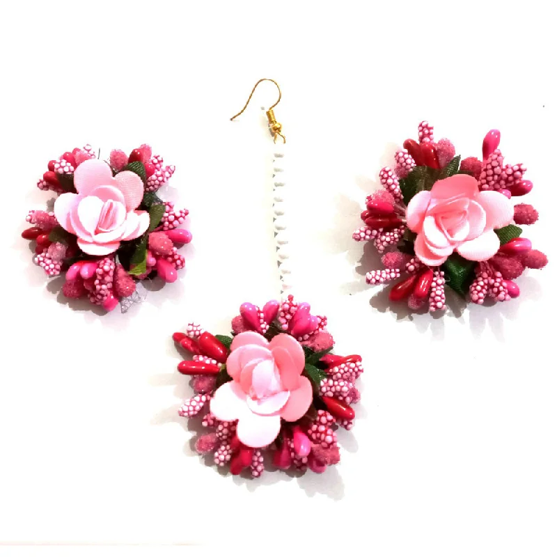 fashion earrings for women-Kavyas Kreation Floral Earrings With Mangtikka